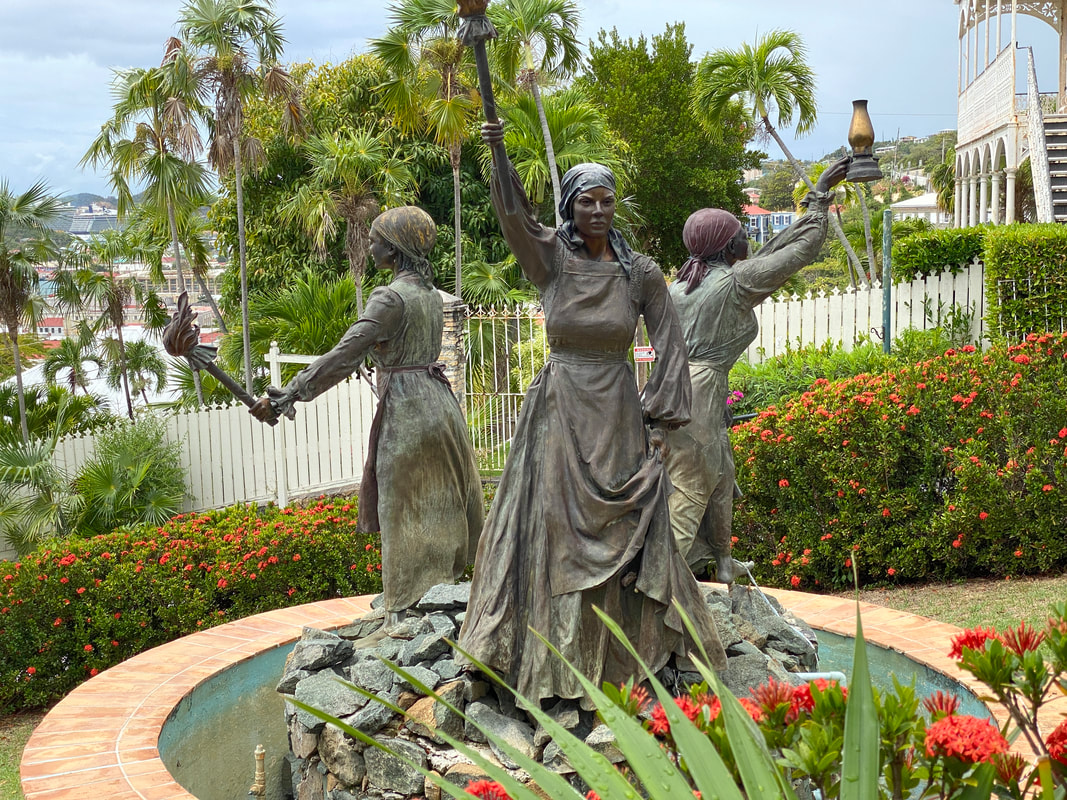 Picture af Dronninge-fontænen på toppen af Charlotte Amalie